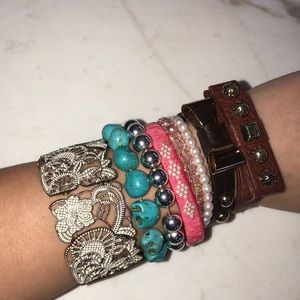 Bundle of 8 Fashion Bracelets